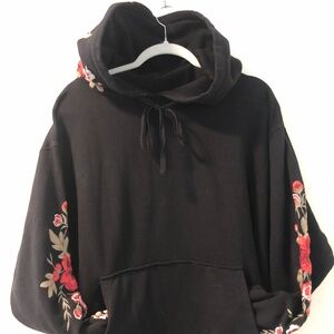 Johnny Was Embroidered Hoodie - Size PXXL (12-14 ish)